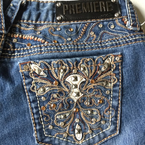 Premiere by Rue21 Low Rise Classic Boot Size 7/8 - Picture 7 of 8